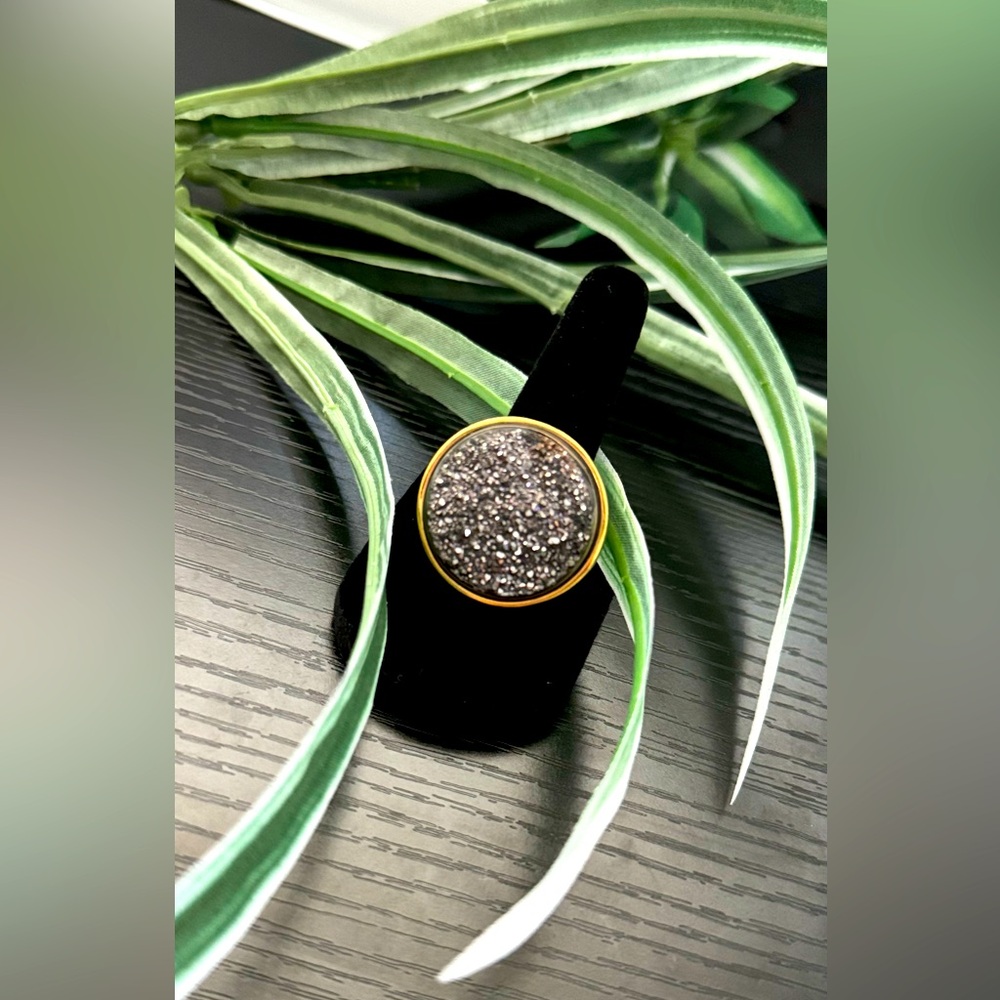 Silver Round Agate Druzy Ring - image 1